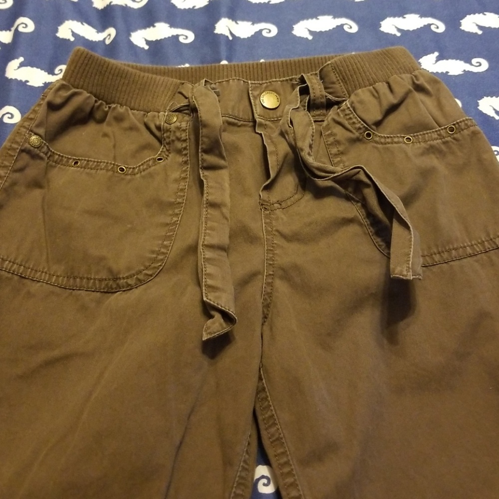 Light weight pants